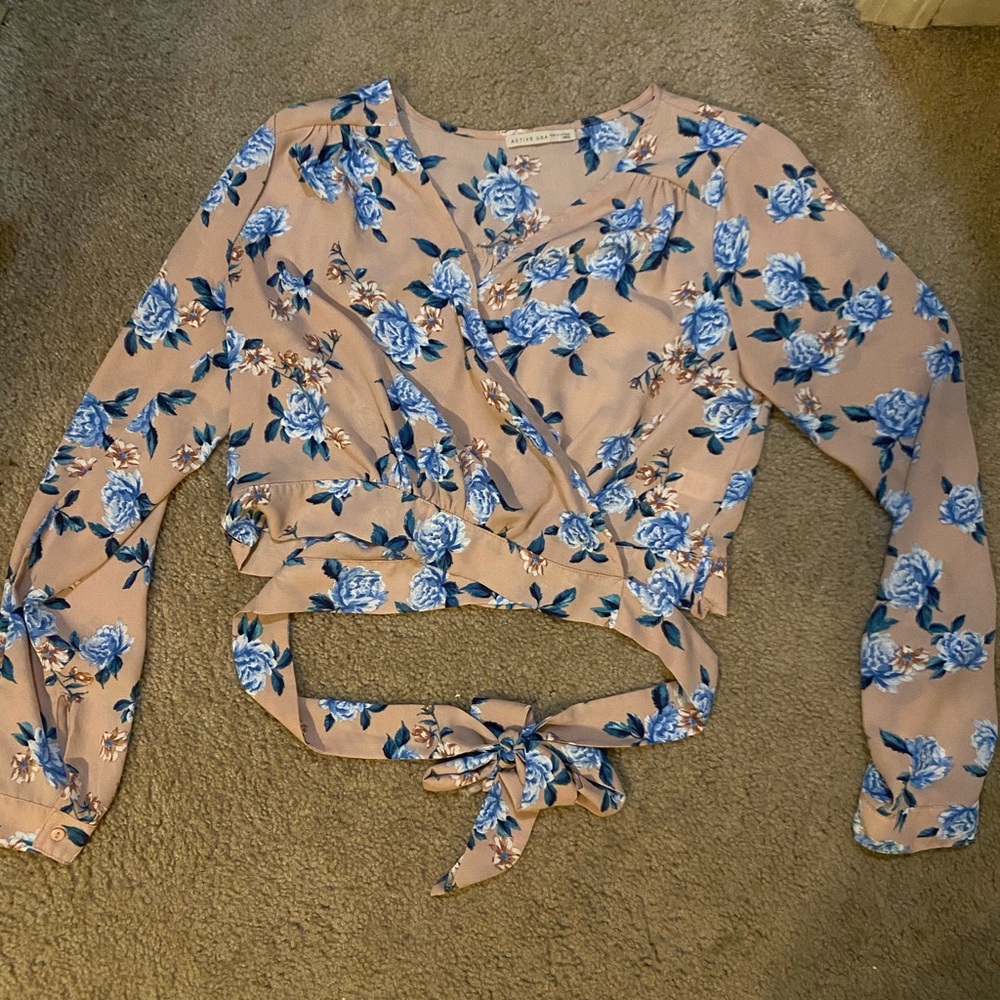Floral print crop top - size large